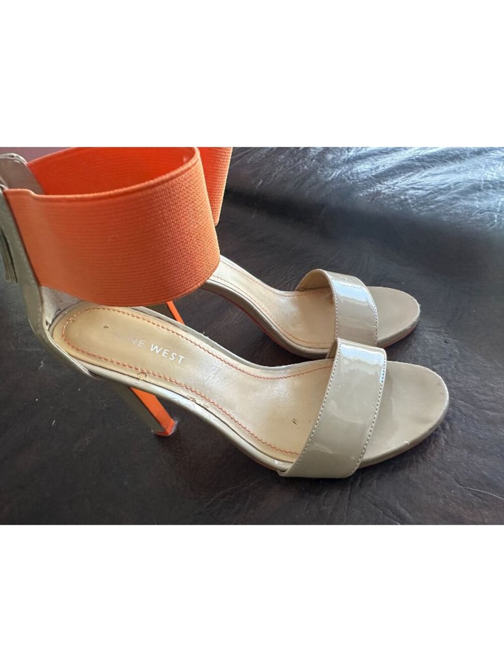 Nine West “Look Global” orange ankle Stretch Band Tan Patent Open Toe Heels. Siz